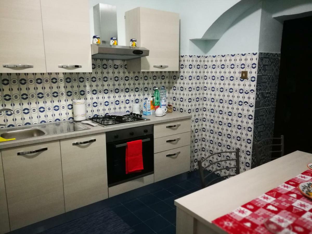 Arturo'S House Apartment เนเปิลส์ ภายนอก รูปภาพ