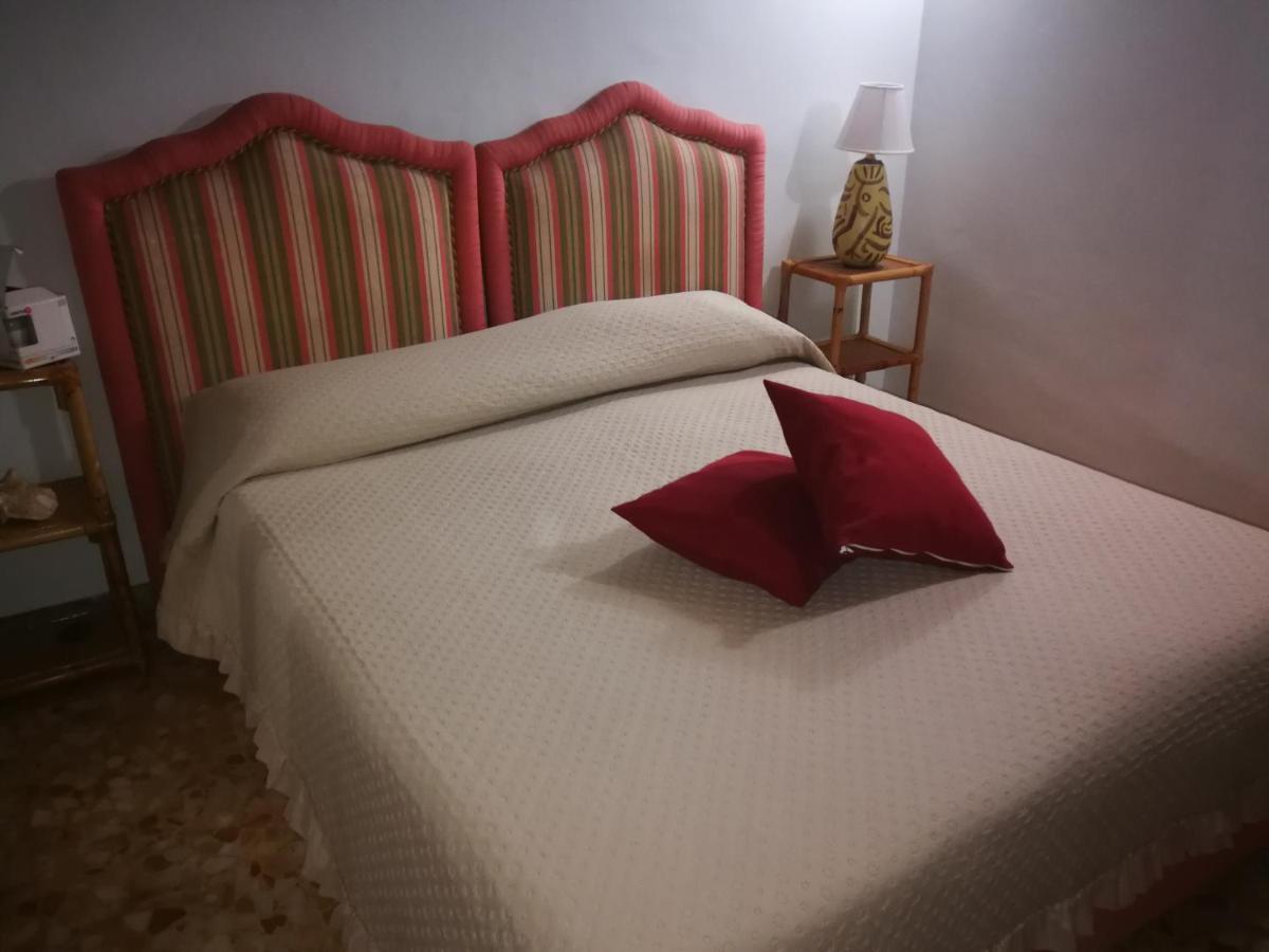Arturo'S House Apartment เนเปิลส์ ภายนอก รูปภาพ